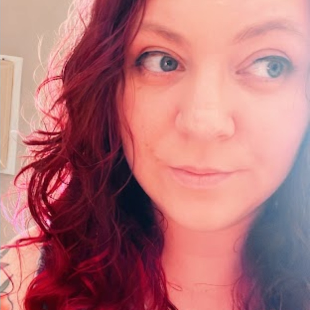 Meet your Posher, Hailey